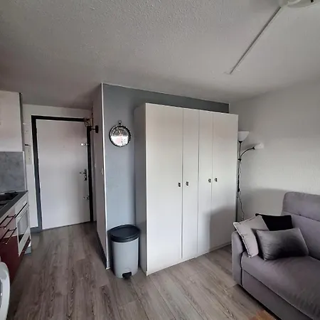 Joli Pour 4 Personnes Situe A 300m De La Appartement