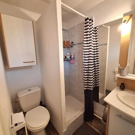 Joli Pour 4 Personnes Situe A 300m De La Appartement