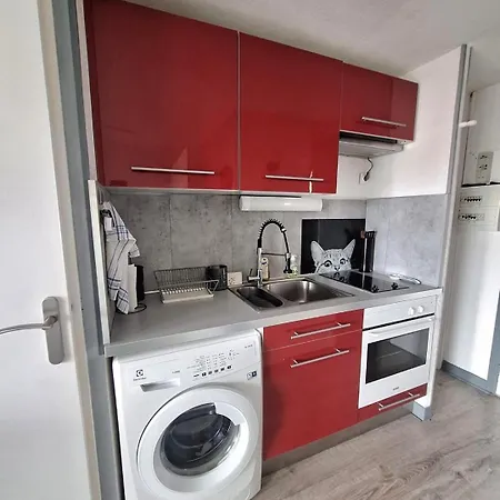 Joli Pour 4 Personnes Situe A 300m De La Agde